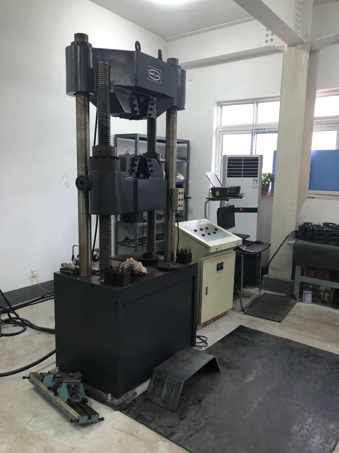 萬(wàn)能材料試驗(yàn)機(jī)